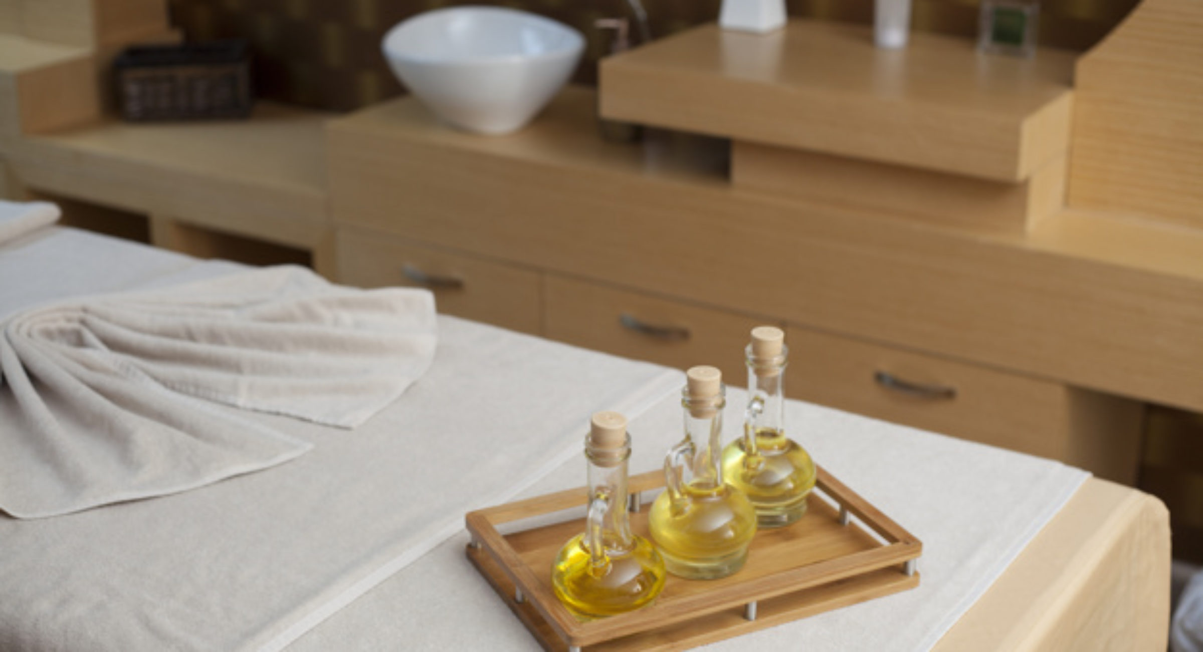 cropped-tray-with-three-oil-jars-Free.jpg
